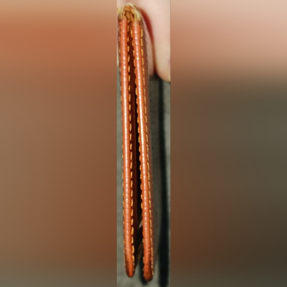 Louis Vuitton Red Leather Cardholder - Picture 4 of 6